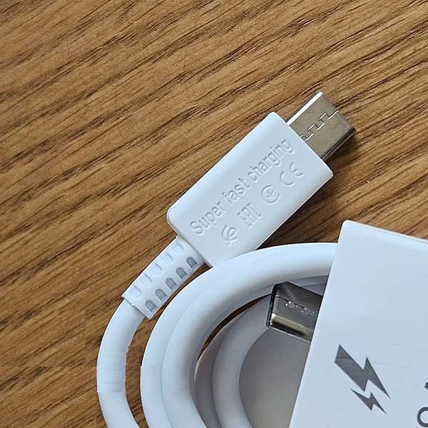 Samsung 8 Amp Super Fast Charging Cable